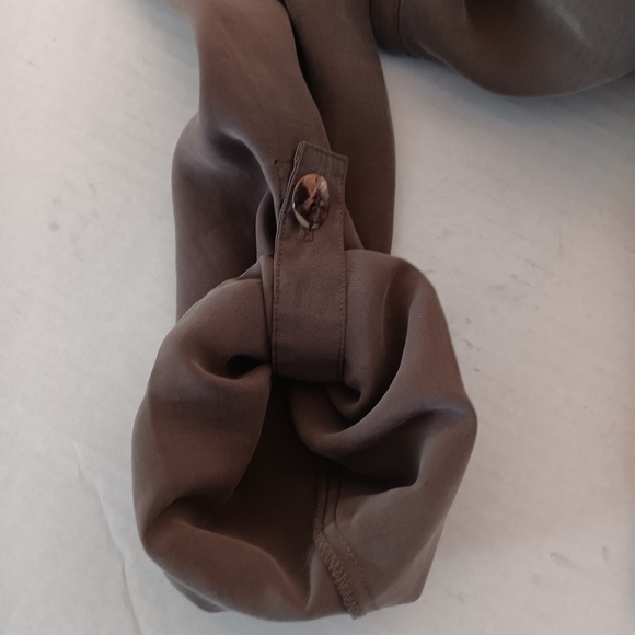 Chico's Blouse Women's Dark Gray/Brownish/Taupe Size 3 Long Sleeve Modal Button - Picture 6 of 9